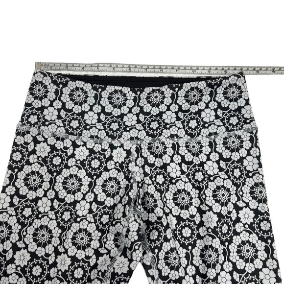 Lululemon Wunder Under Crop 21" Grey Twiggy Floral Leggings Size 6 - Picture 3 of 7
